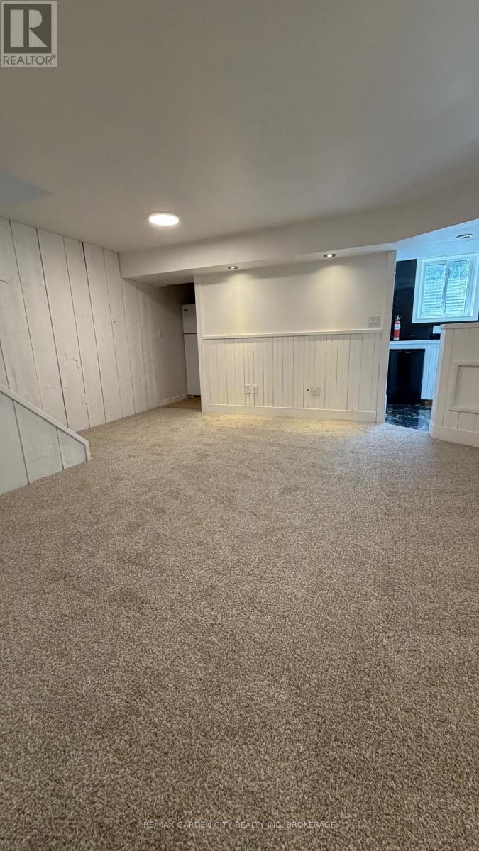 102 TUPPER DRIVE - 16