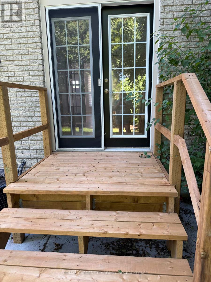 102 TUPPER DRIVE - 34