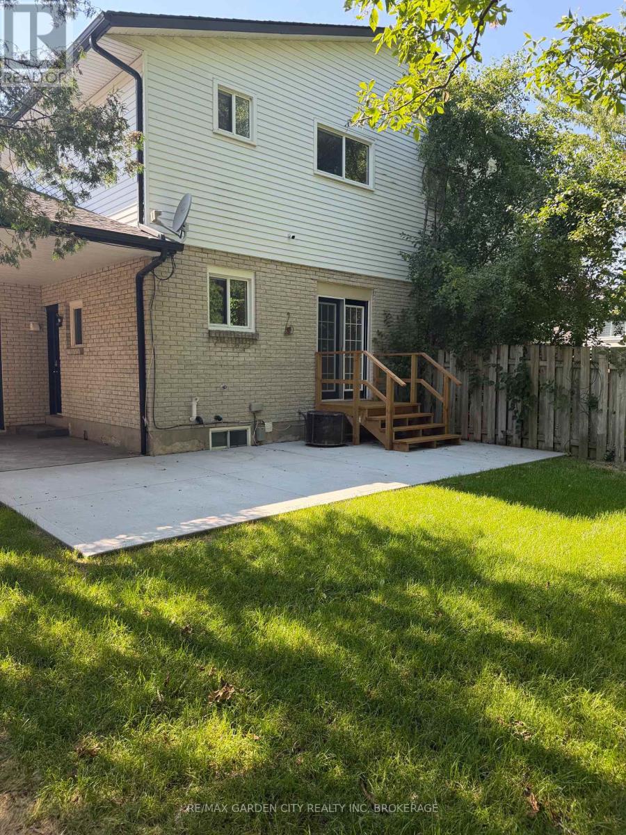 102 TUPPER DRIVE - 36
