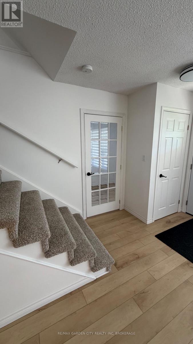102 TUPPER DRIVE - 9
