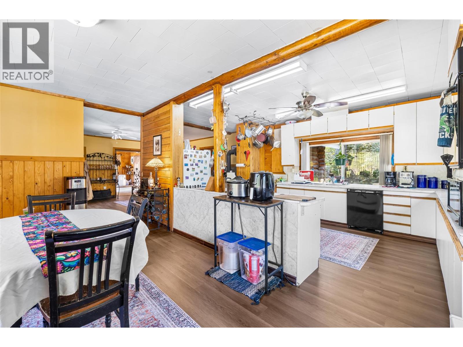 9889 Highway 3/95 - Image 14