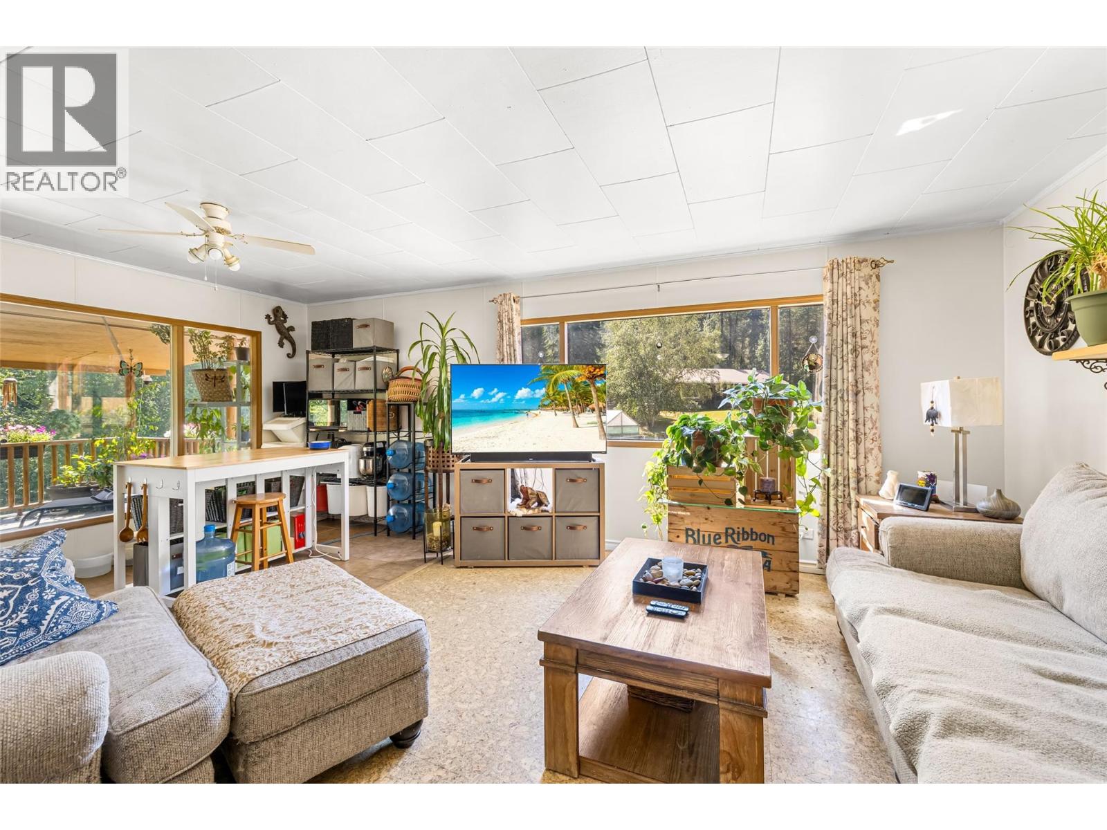 9889 Highway 3/95 - 38