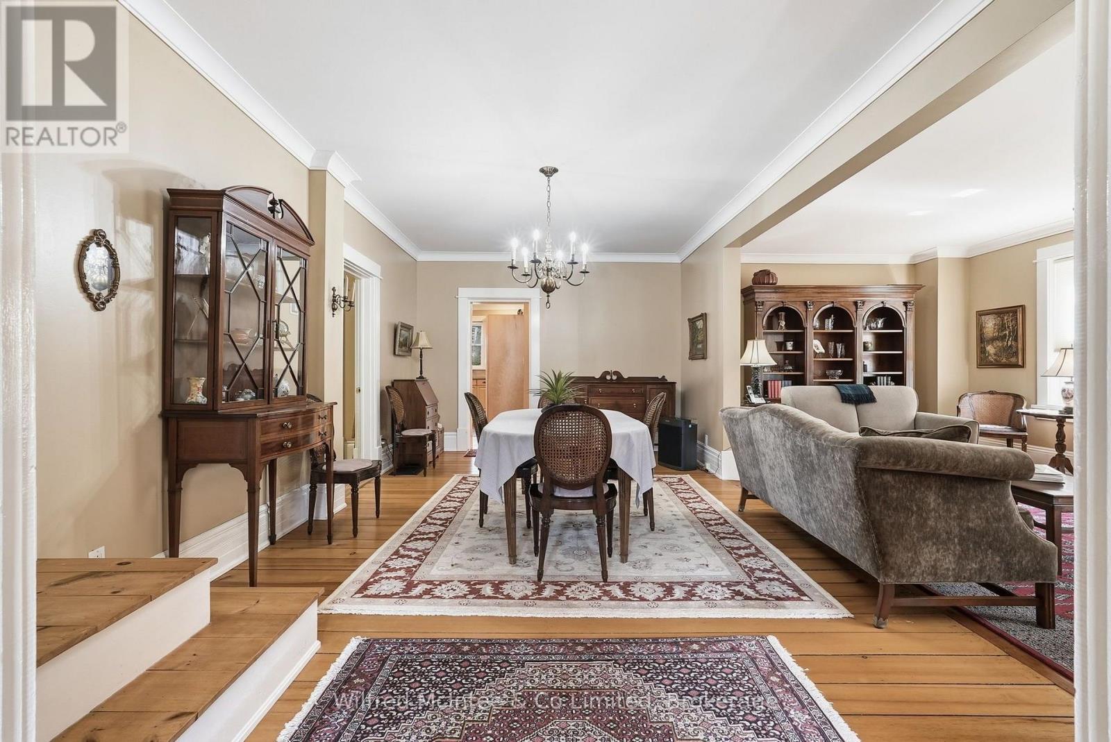 591 ELGIN STREET - Image 14