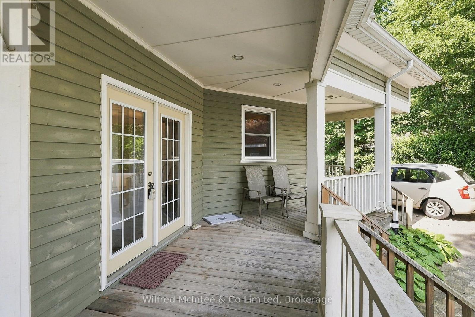 591 ELGIN STREET - Image 39