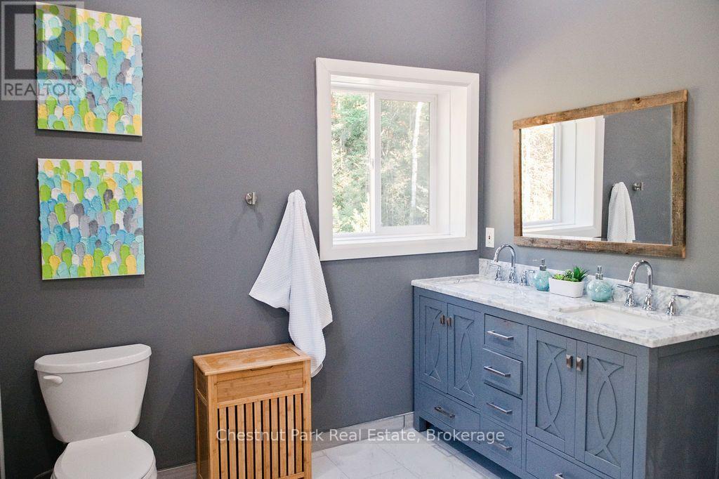 1170 ALDERDALE ROAD - 18