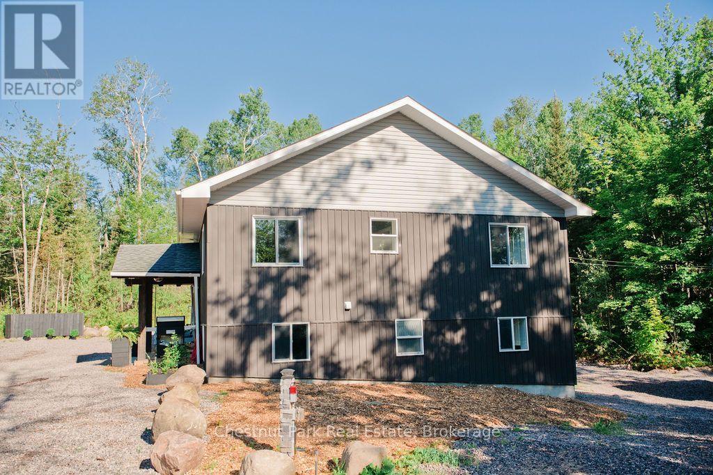 1170 ALDERDALE ROAD - 5