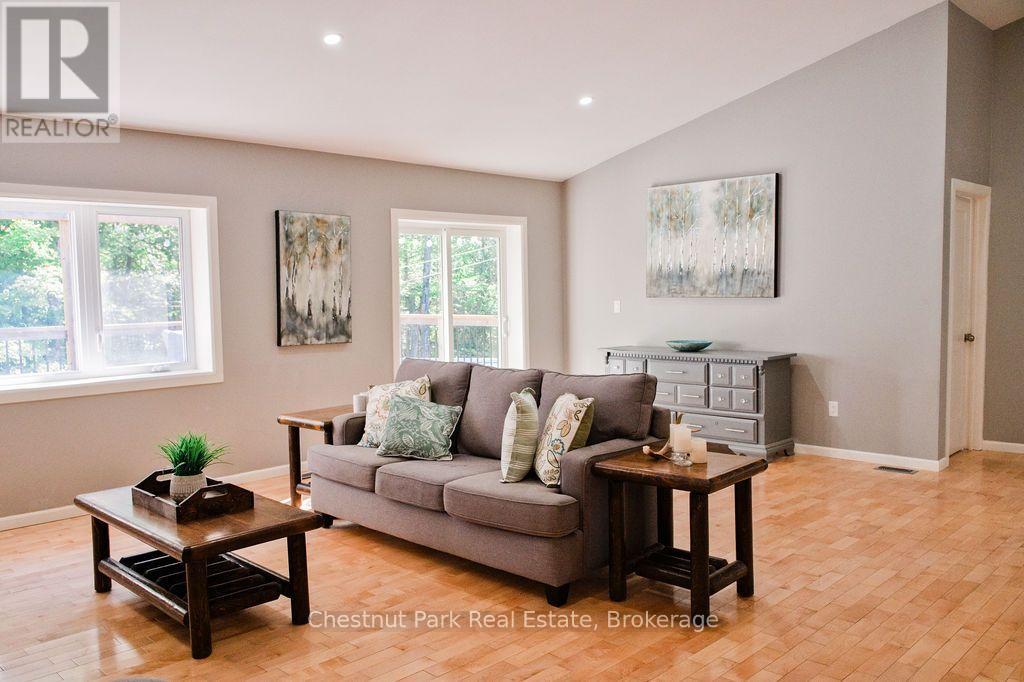 1170 ALDERDALE ROAD - 7