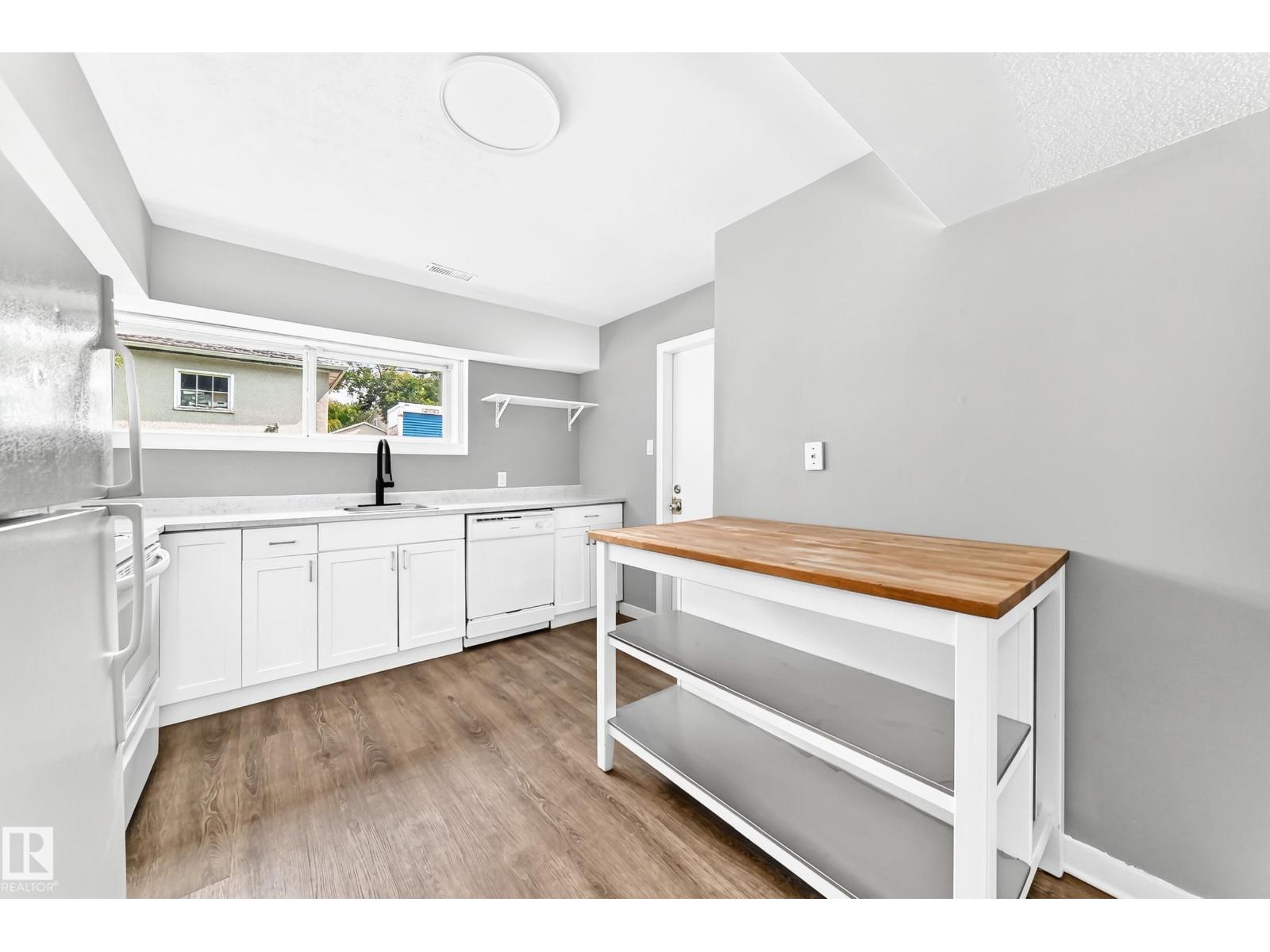 12917 123A ST NW - 33