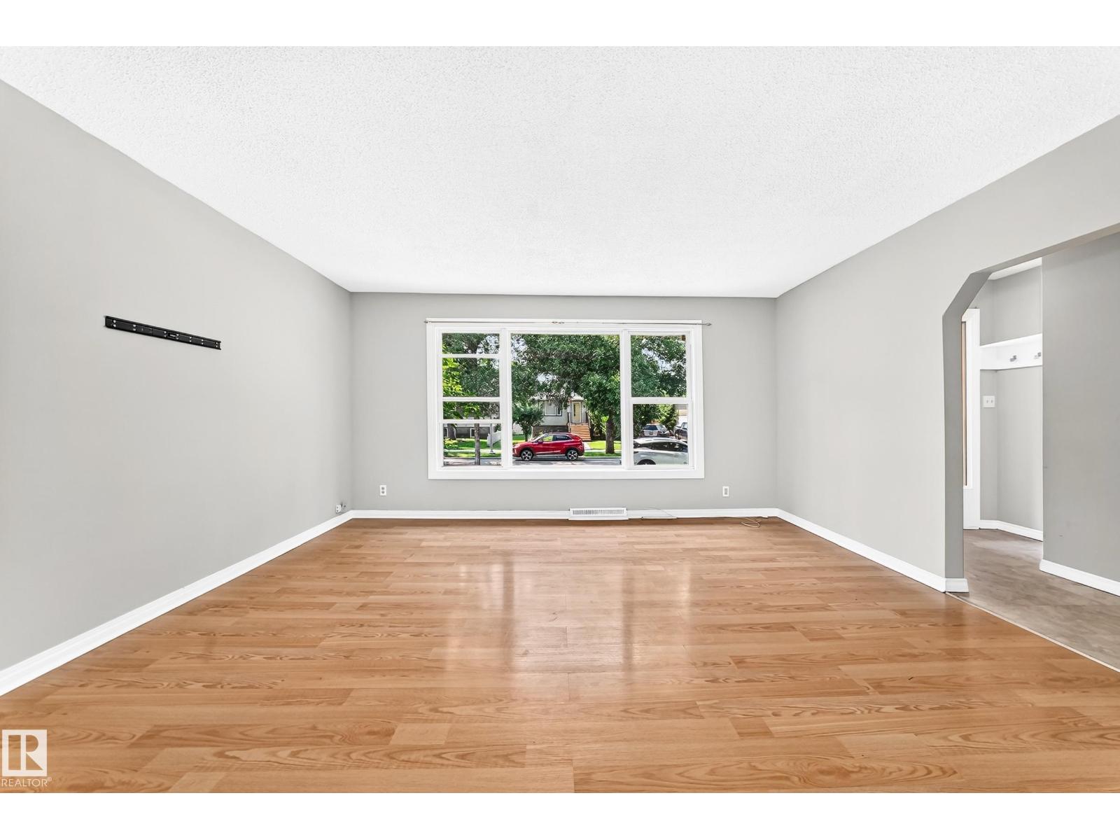 12917 123A ST NW - 8