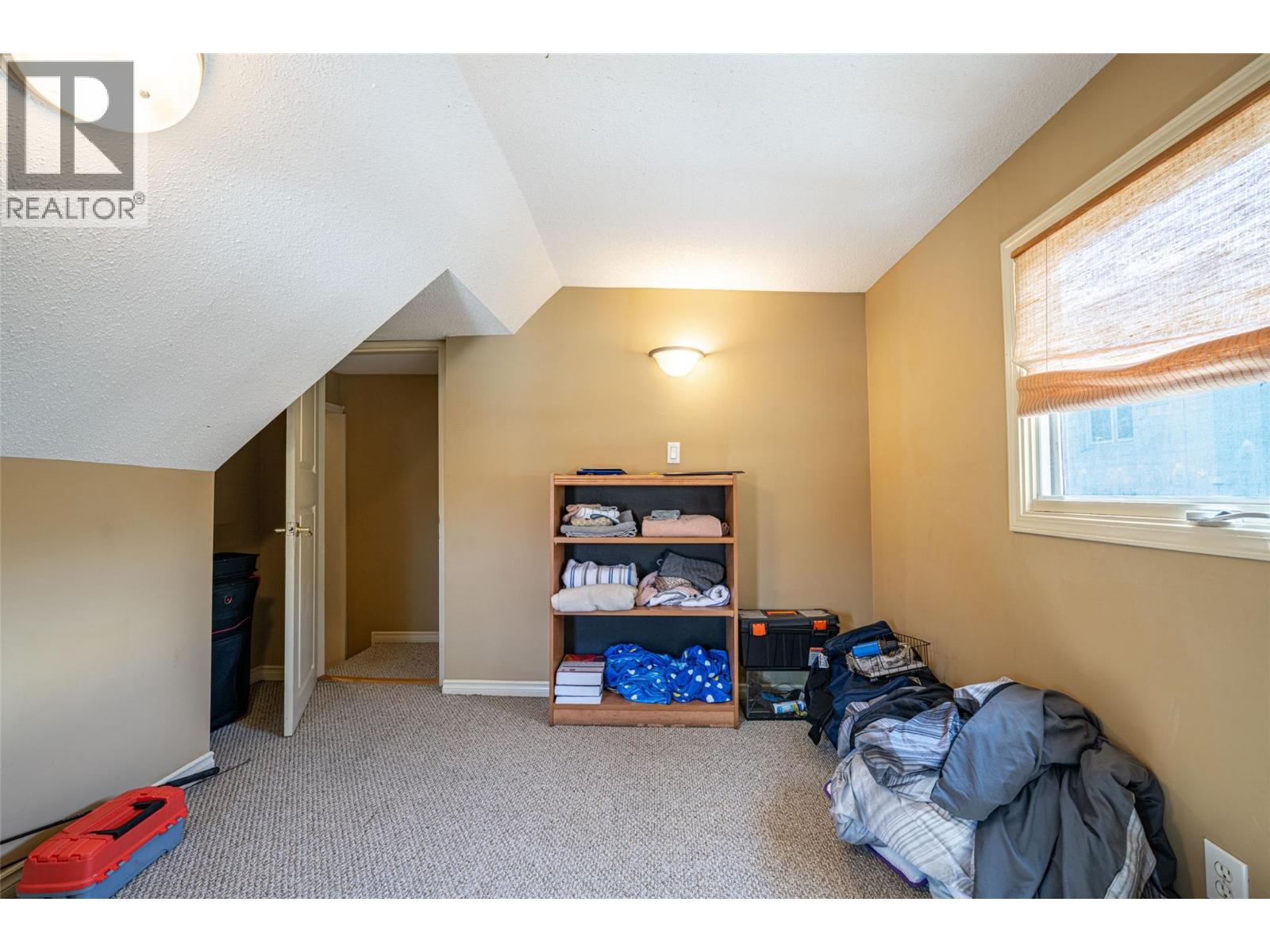 3008 26 Street - 51