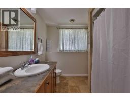 30048a Secondary Rd 501, Cardston, AB T0K0K0 Photo 41
