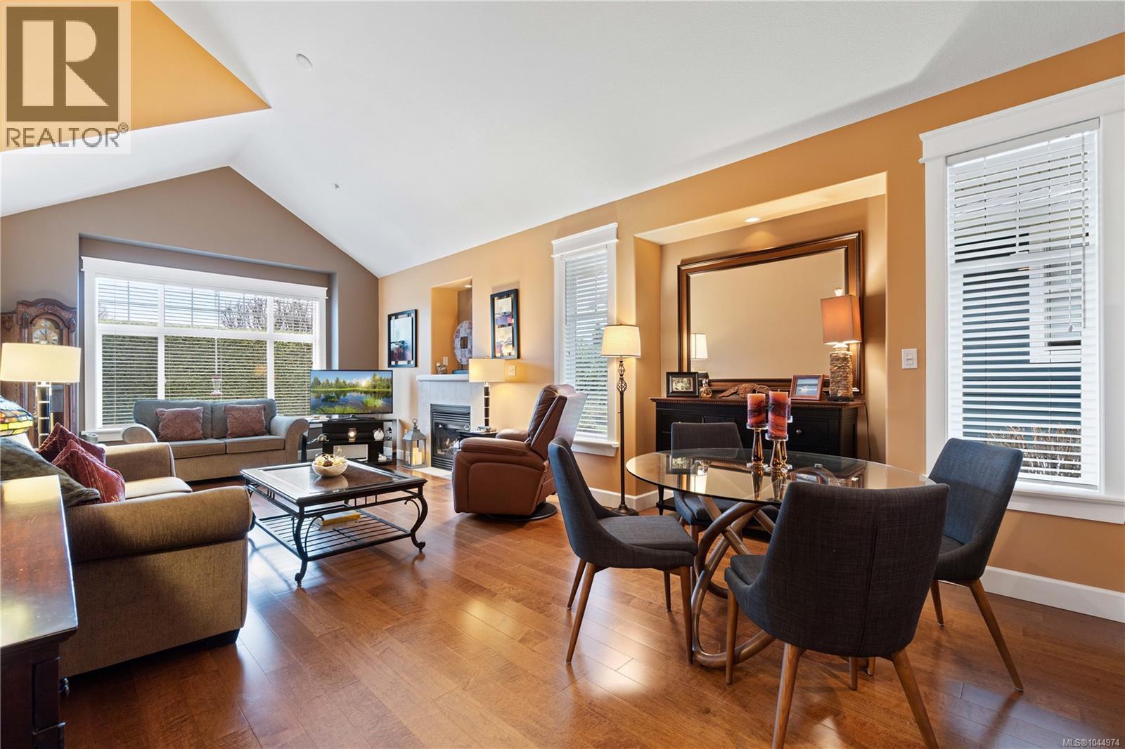 6364 Pinewood Lane - 14