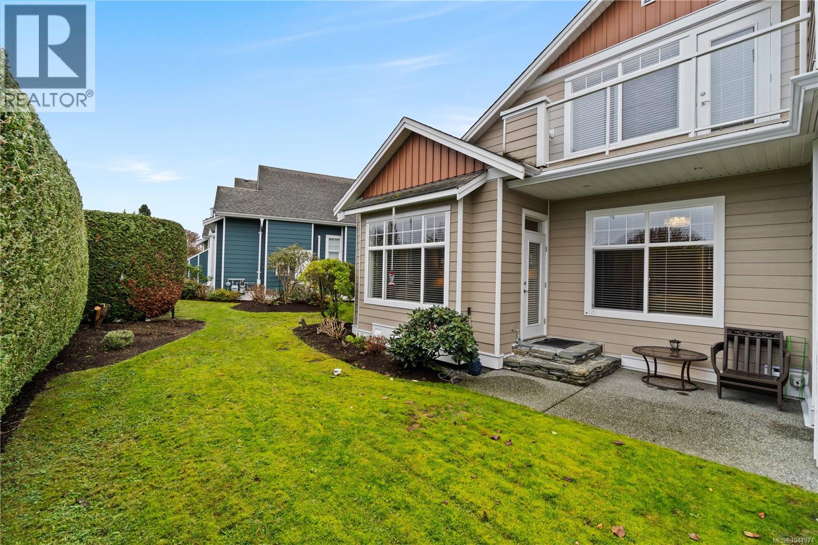 6364 Pinewood Lane - Image 33
