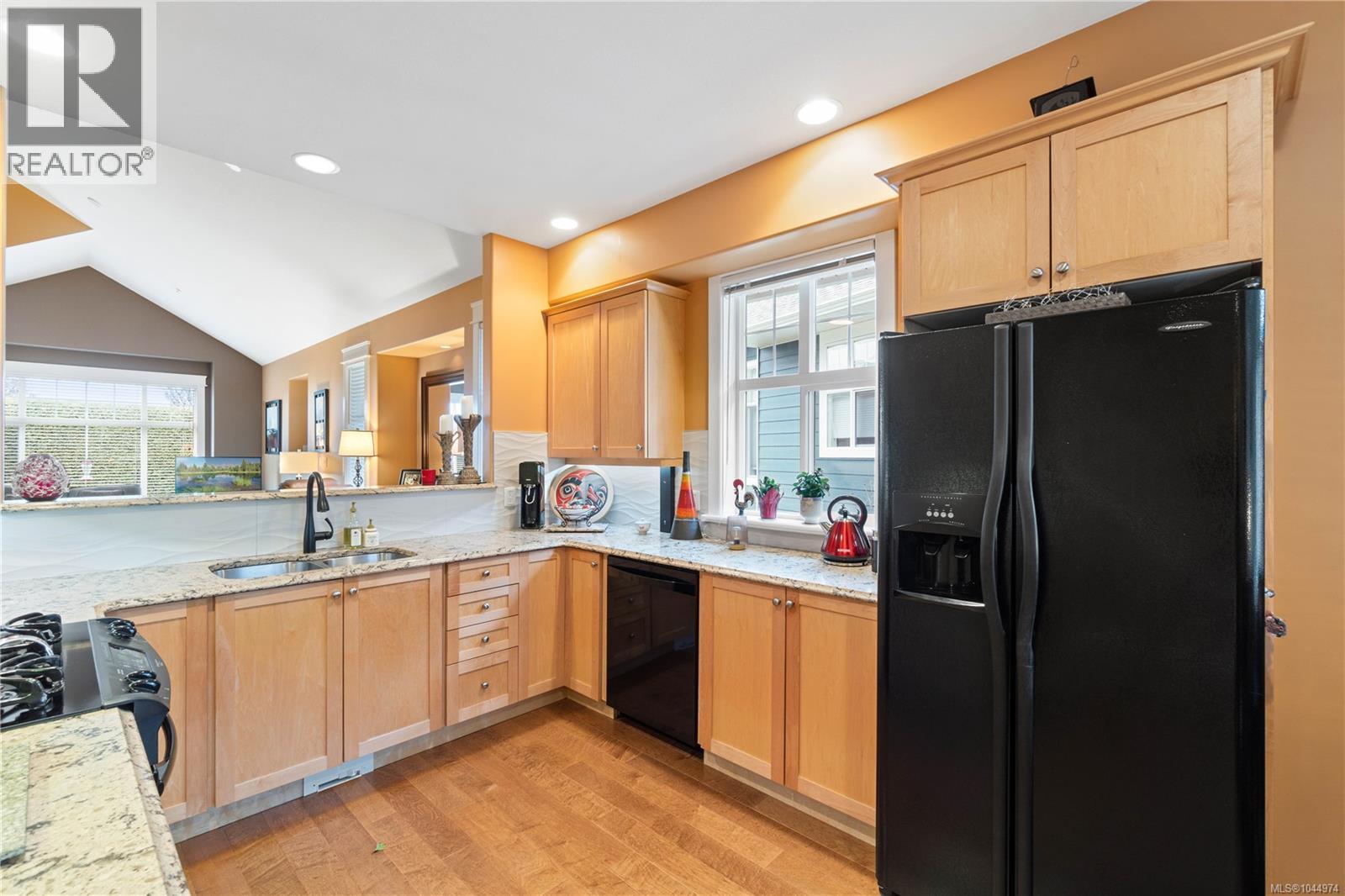 6364 Pinewood Lane - 4