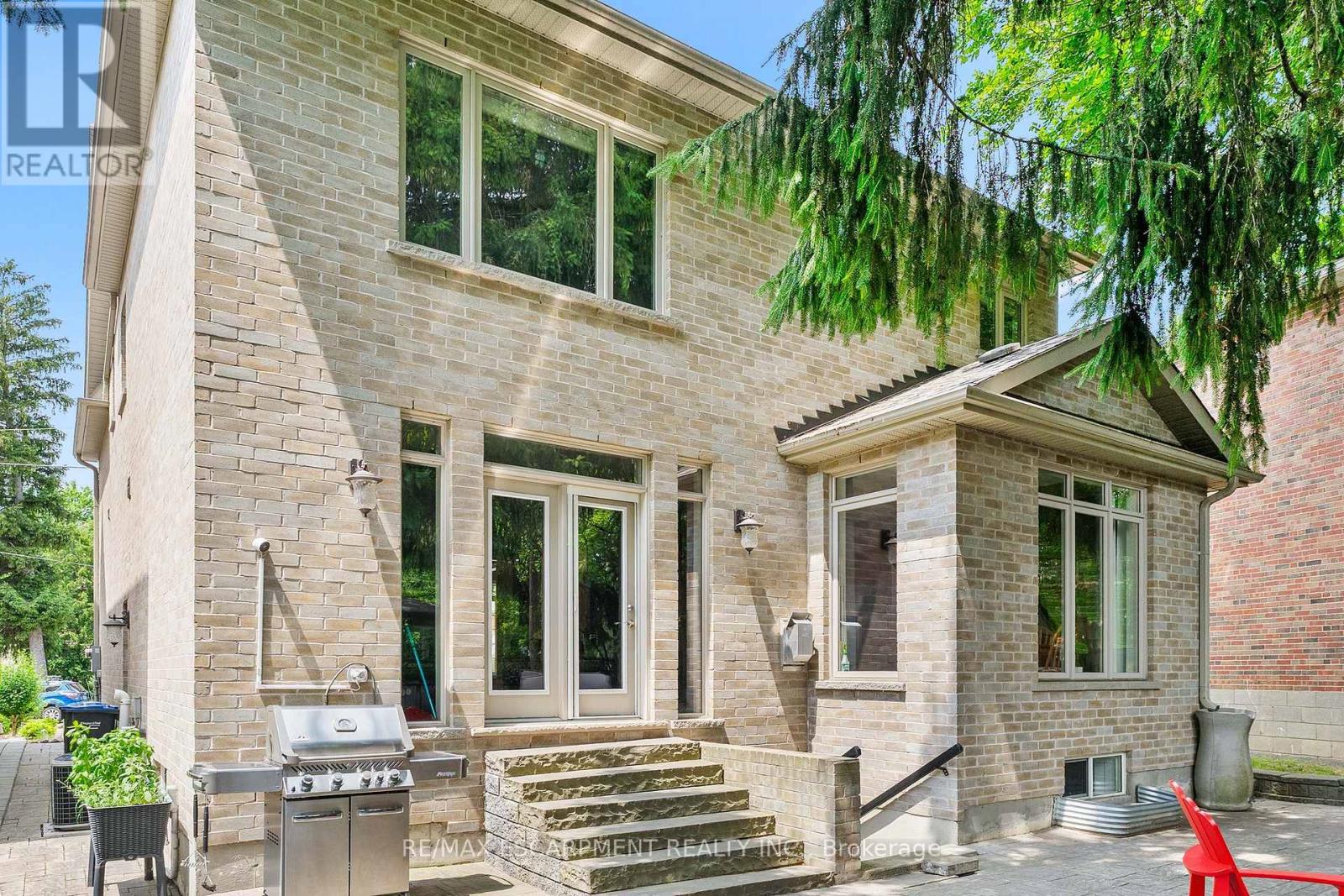 85 PARK STREET W - Image 31