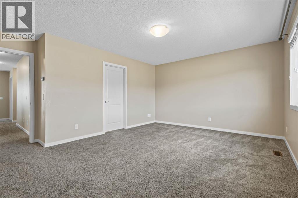 30 Redstone Parade NE - Image 28