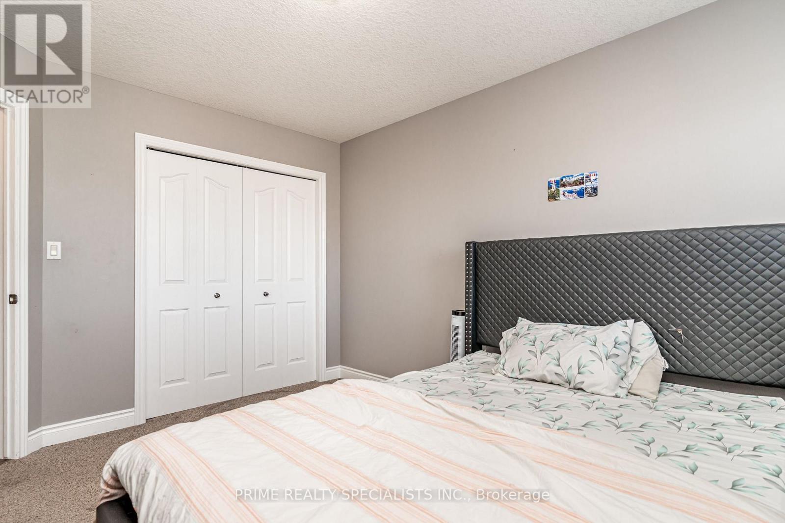 544 LAKEVIEW DRIVE - 28