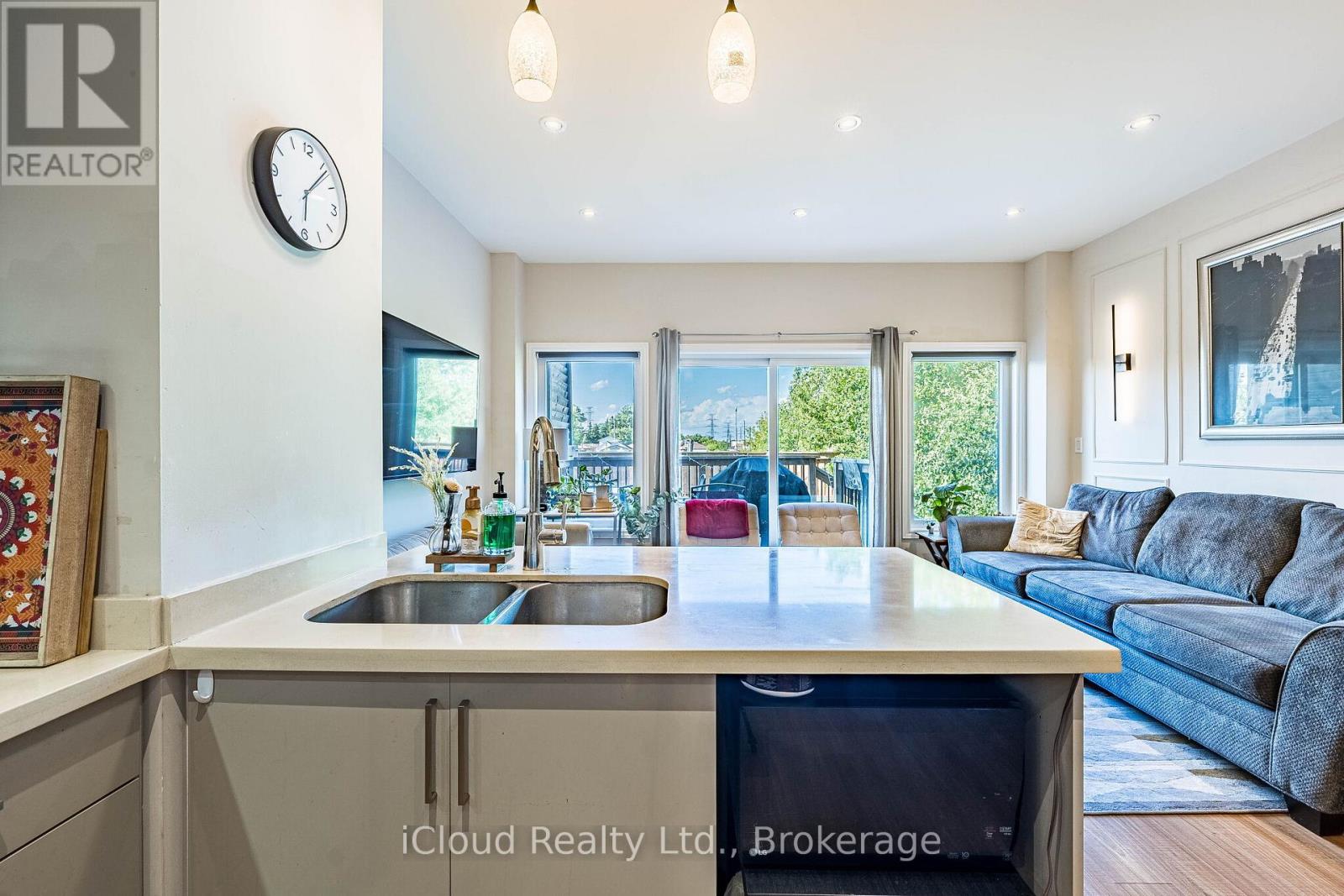 235 MEAD AVENUE - 16