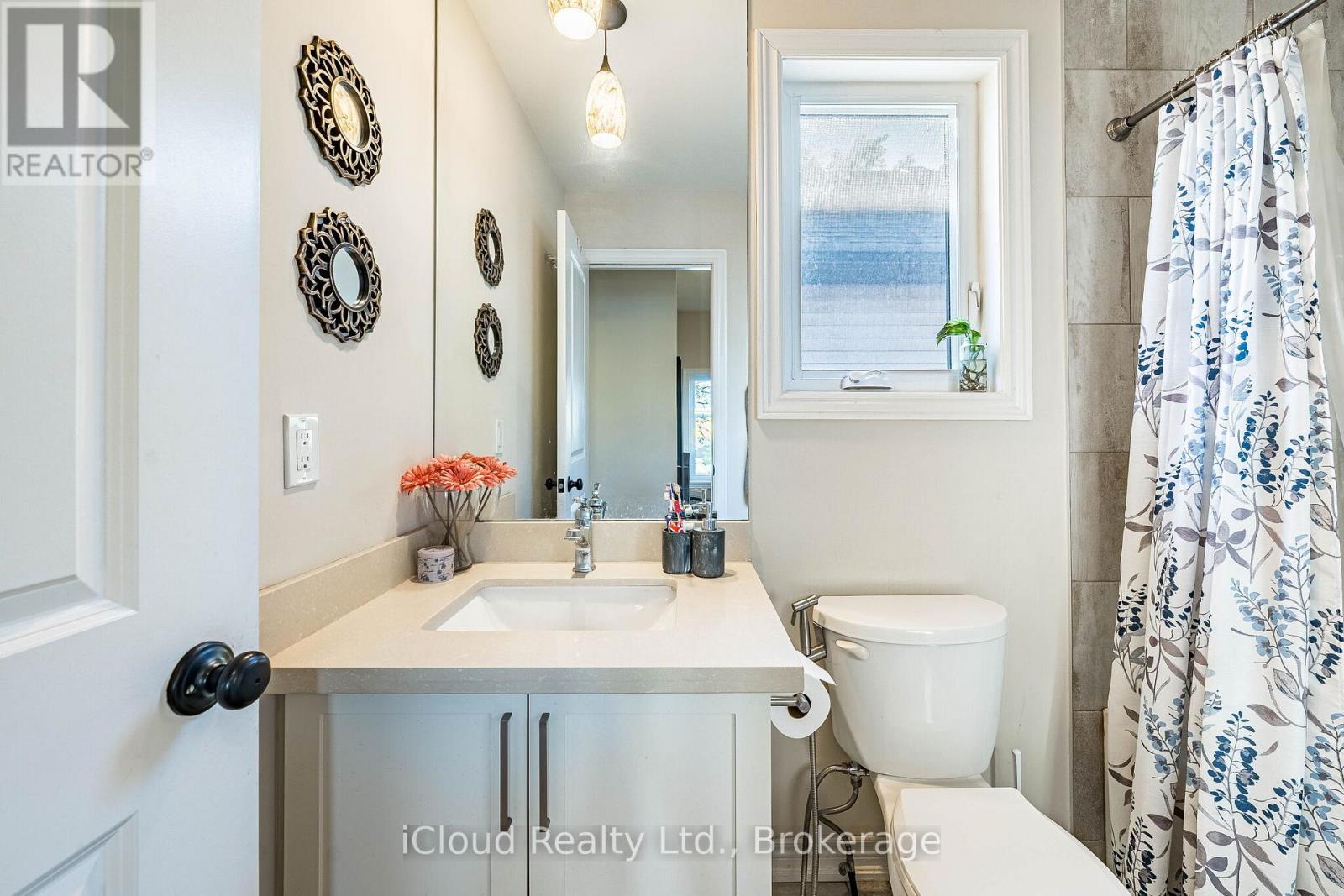 235 MEAD AVENUE - 43