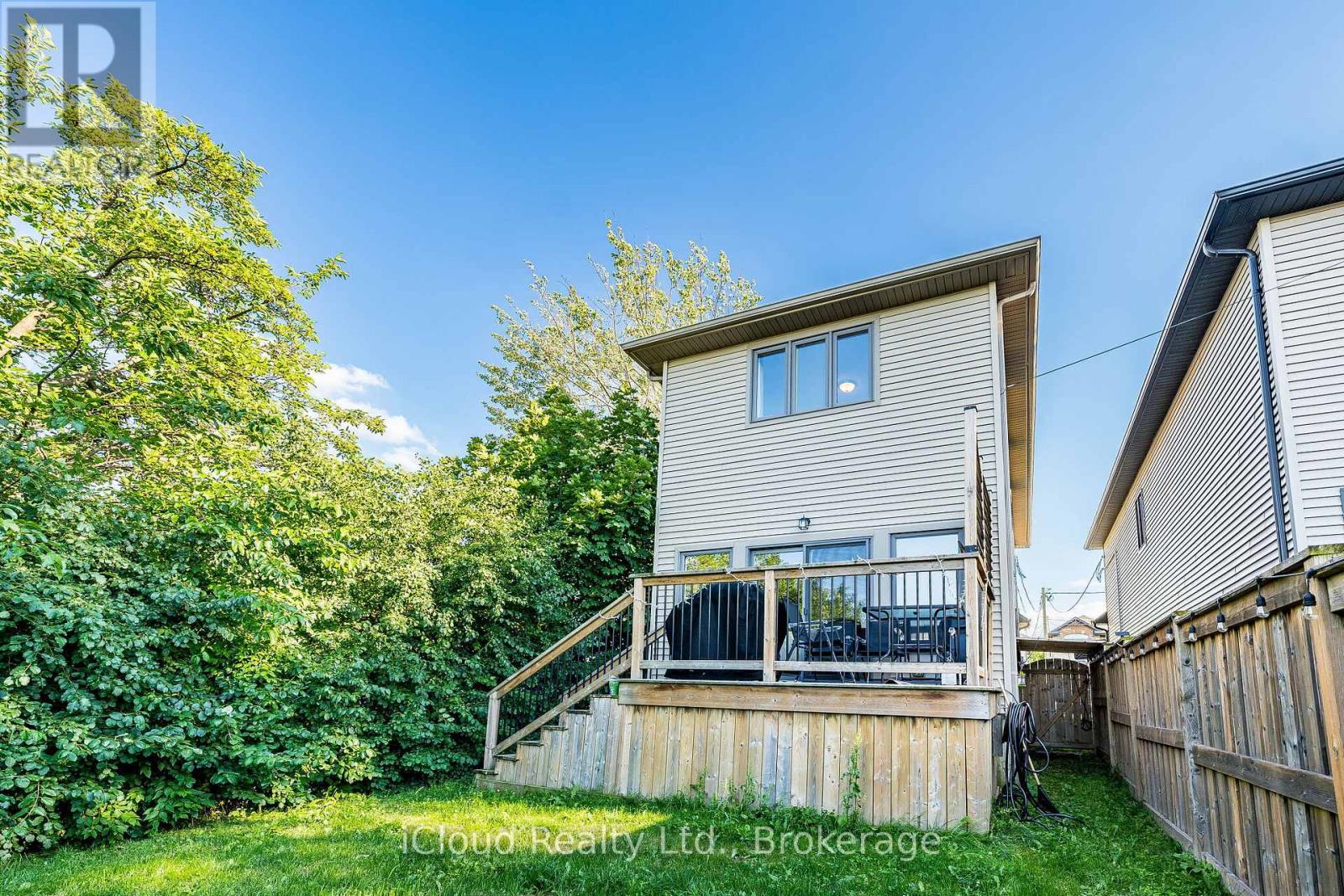 235 MEAD AVENUE - 46