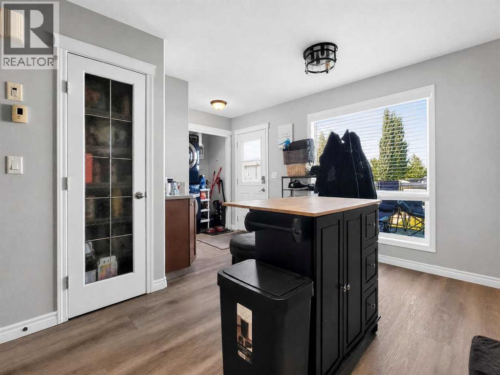 11220 69 Avenue - Image 12