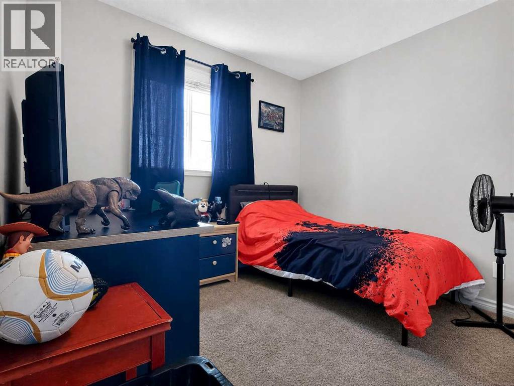 11220 69 Avenue - 18