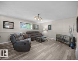 330 Pearson Cr Nw, Edmonton, AB T5T5Y6 Photo 35
