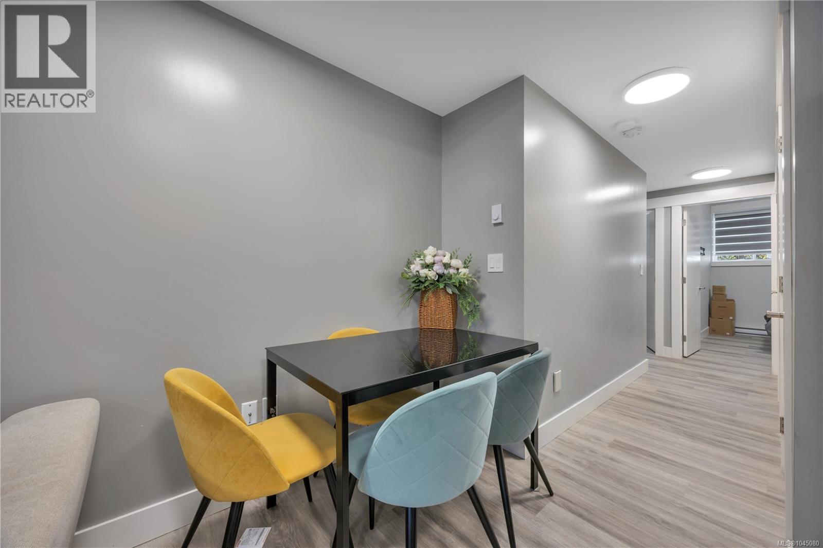 267 Golden Oaks Cres - 6