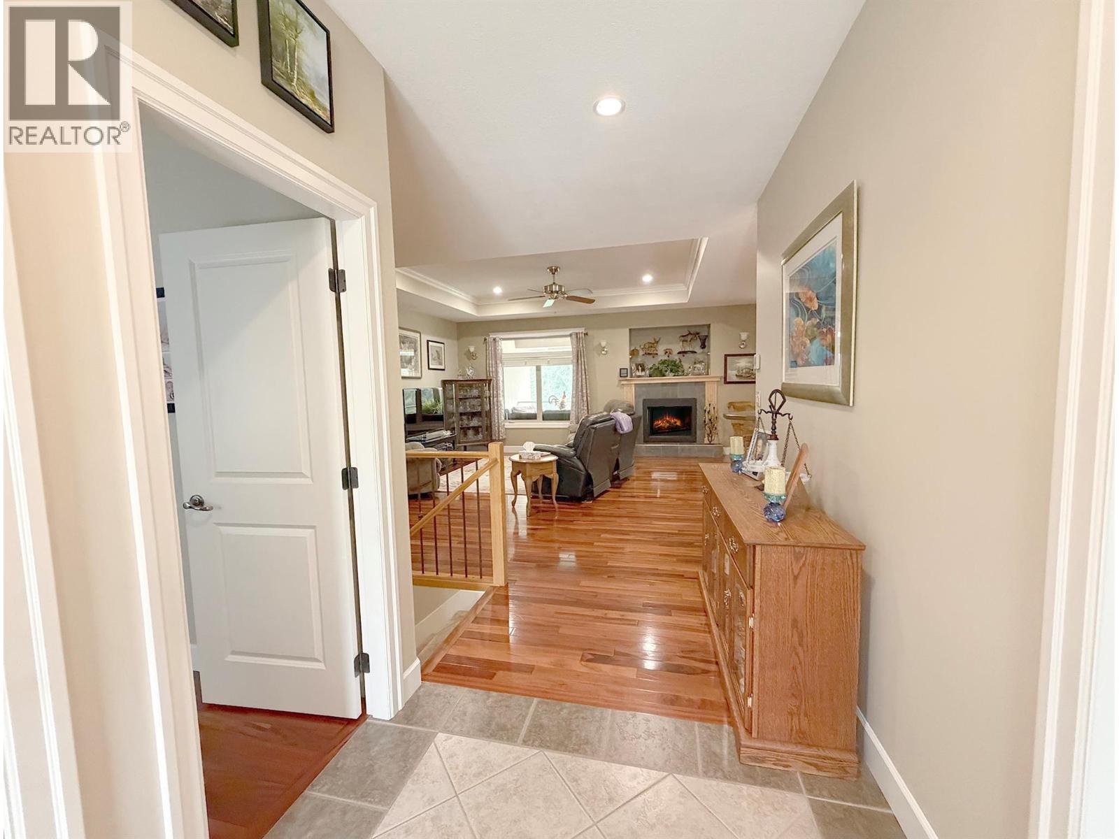 2530 Valley Place - Image 5