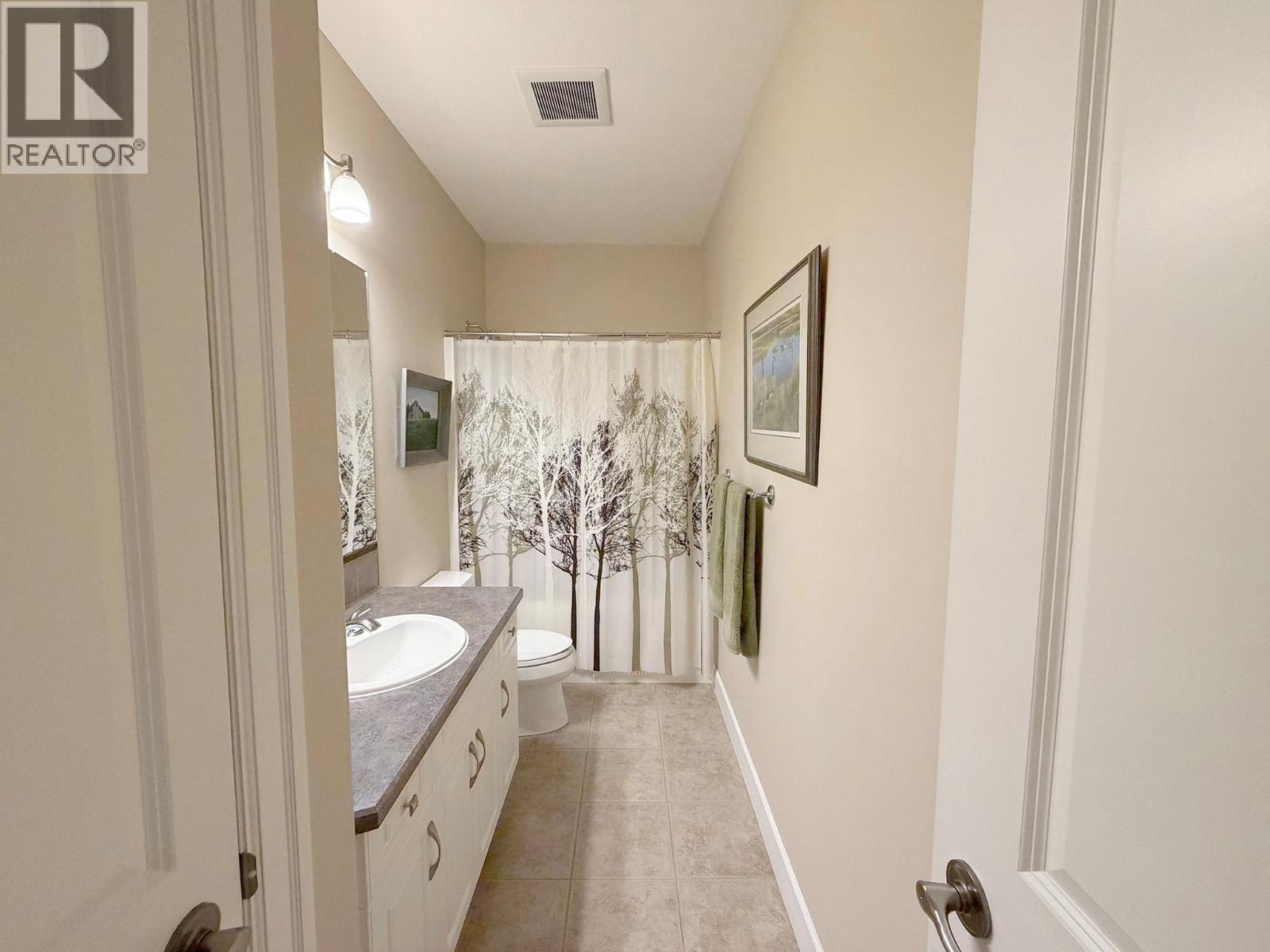 2530 Valley Place - Image 21