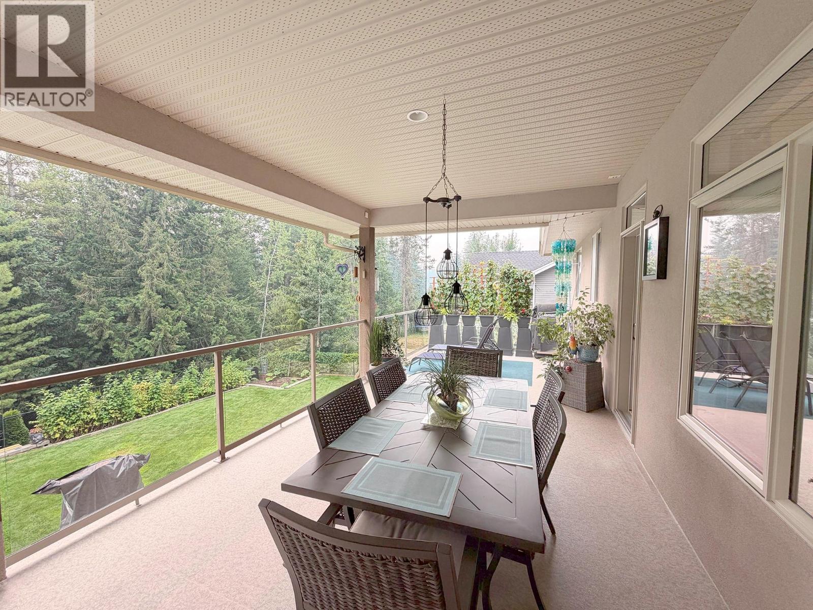 2530 Valley Place - Image 33