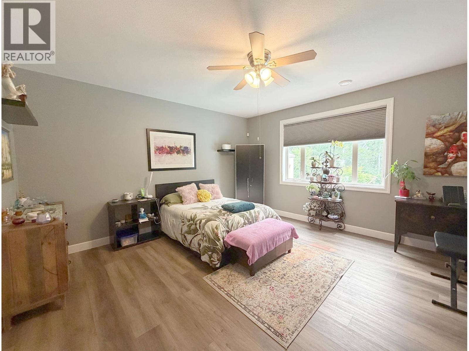2530 Valley Place - Image 46