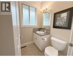 2530 Valley Place, Blind Bay, BC V0E1H2 Photo 35