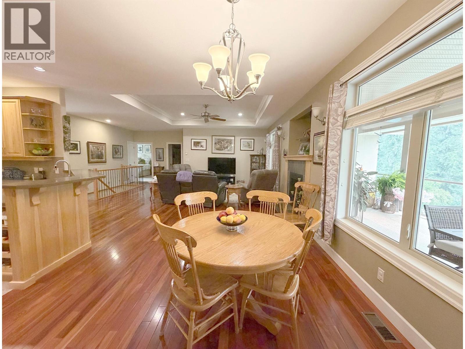 2530 Valley Place - Image 16