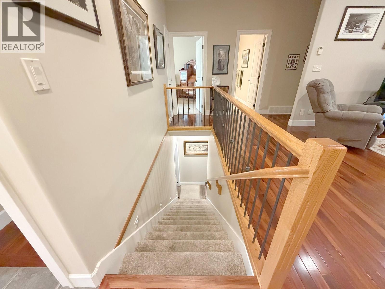 2530 Valley Place - 37