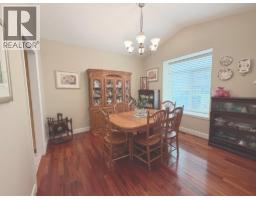 Family room - 2530 Valley Place, Blind Bay, BC V0E1H2 Photo 9