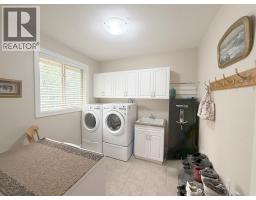 2530 Valley Place, Blind Bay, BC V0E1H2 Photo 36
