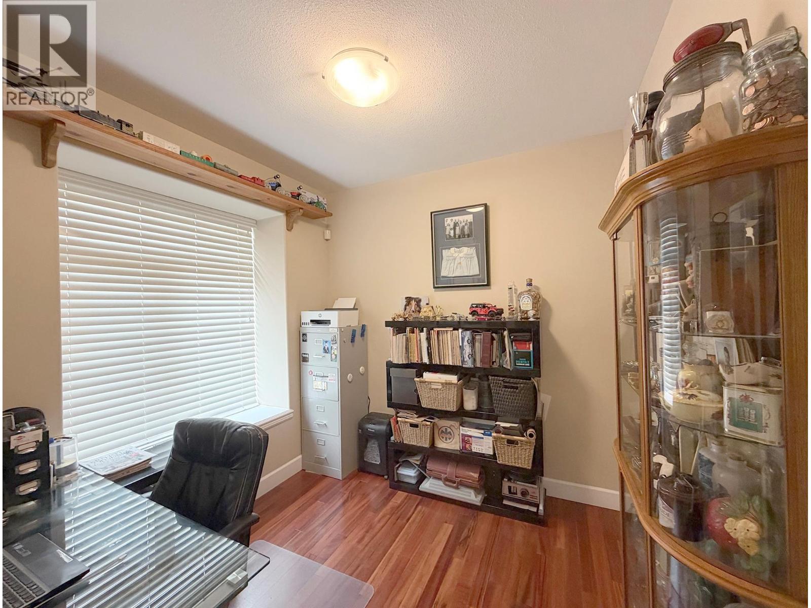 2530 Valley Place - 6