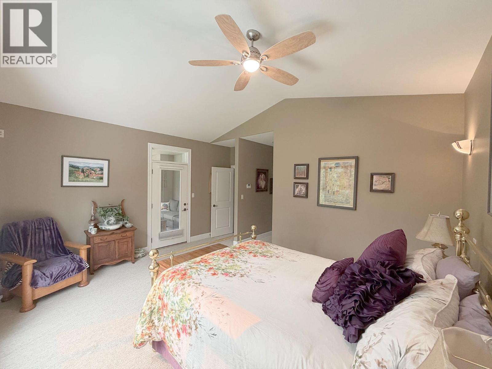 2530 Valley Place - Image 23