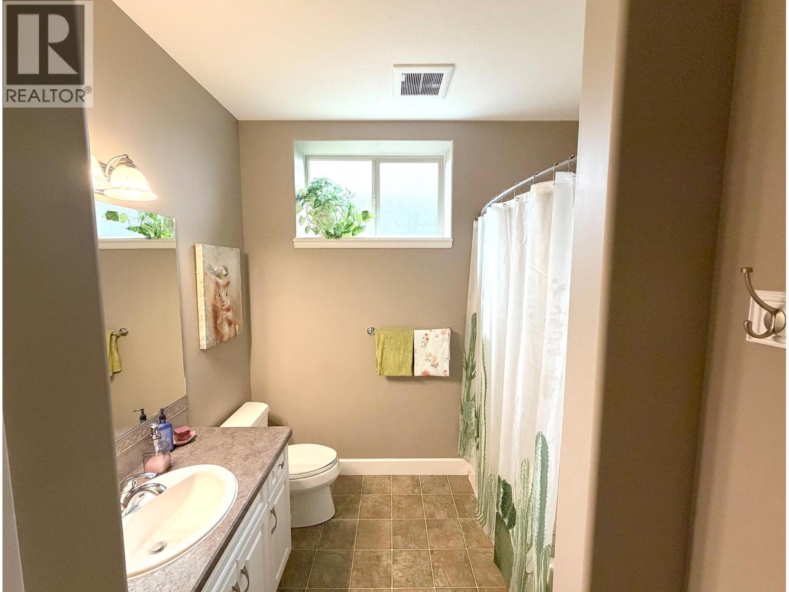 2530 Valley Place - Image 44