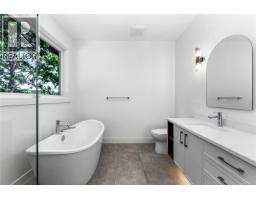 3847 Olympian Way, Colwood, BC V9C0R7 Photo 21
