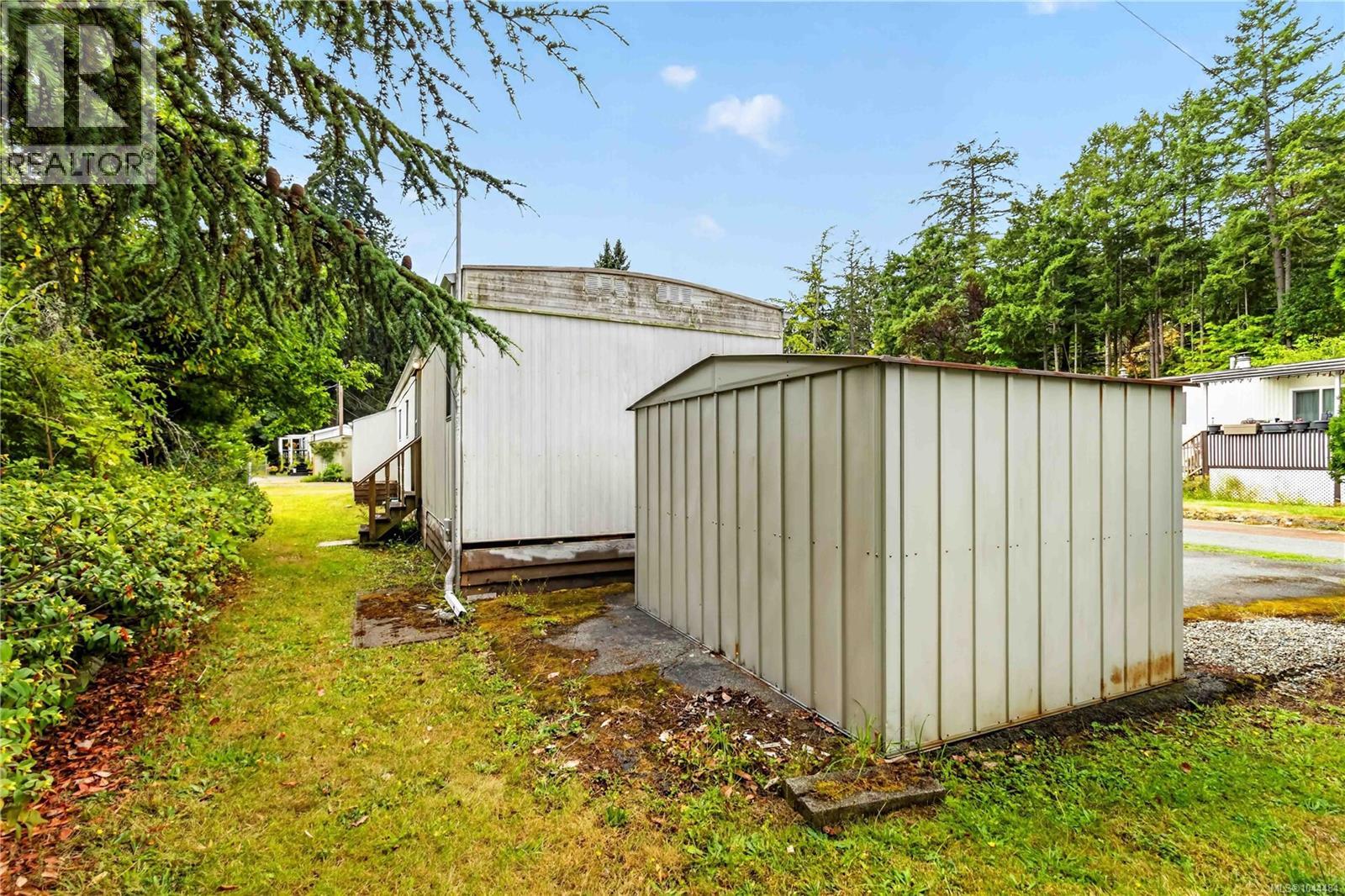 #16 2607 Selwyn Rd - Image 28