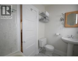 Den - 960 Nicola Street, Kamloops, BC V2C2R9 Photo 6