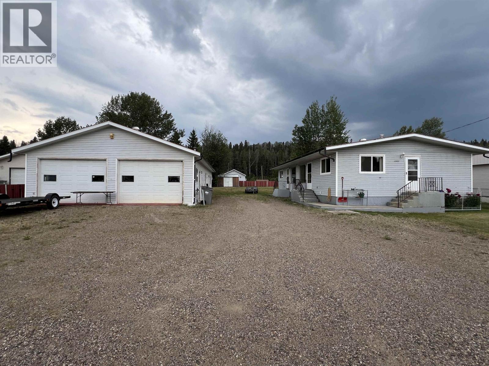 5527 48 STREET - Image 37