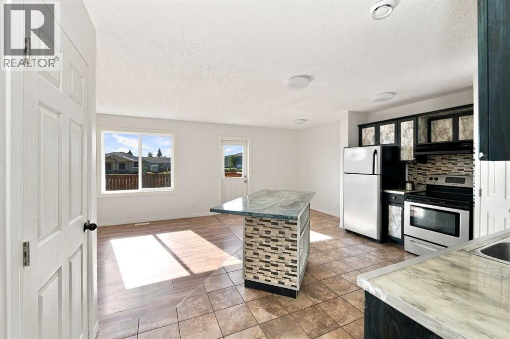 #4 6802 50 Avenue - Image 6