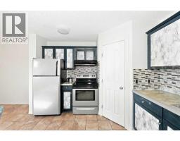 4, 6802 50 Avenue, Camrose, AB T4V5C7 Photo 9
