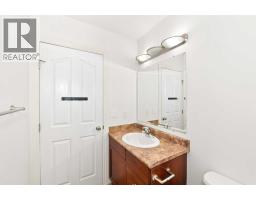 4, 6802 50 Avenue, Camrose, AB T4V5C7 Photo 22