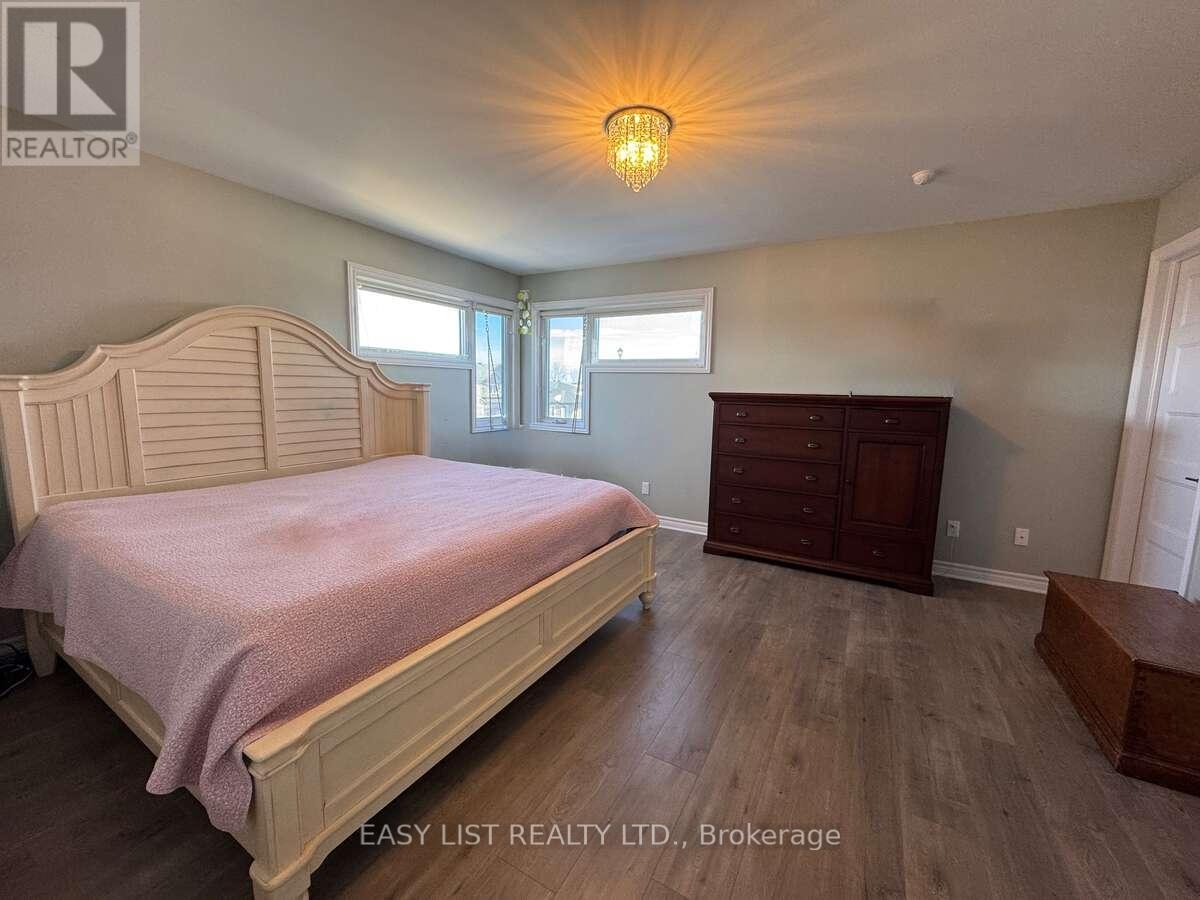 306 BELFORT CRESCENT - 12