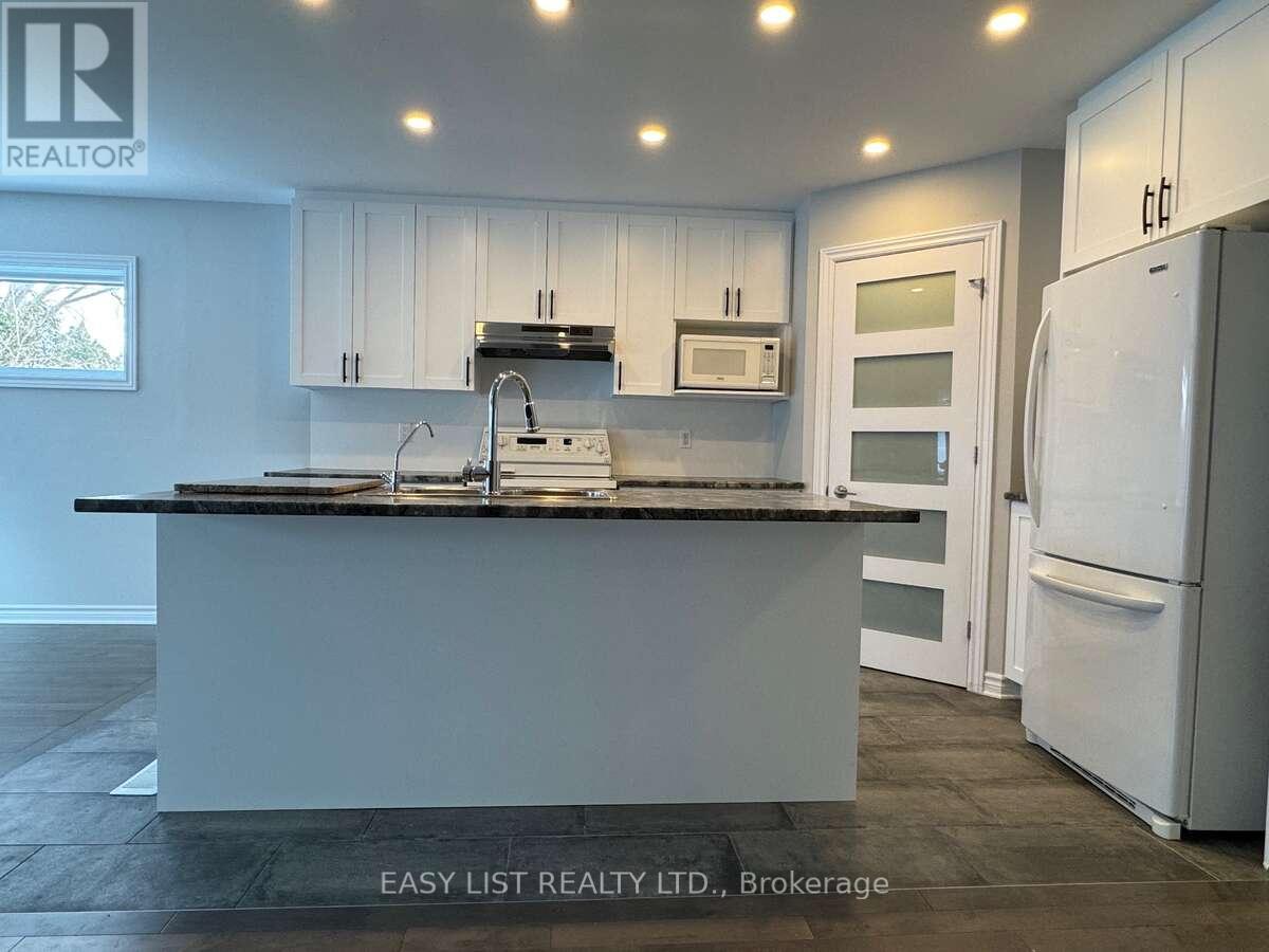 306 BELFORT CRESCENT - 6