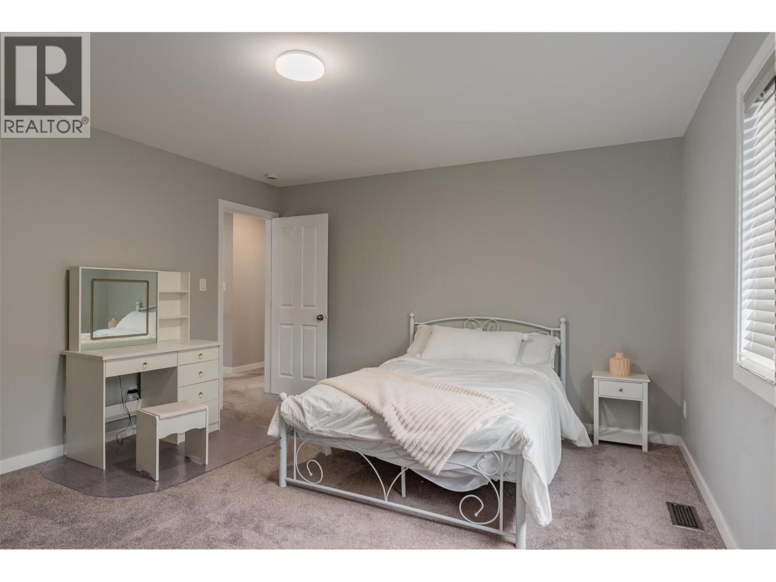 3904 Grandview Drive - 26
